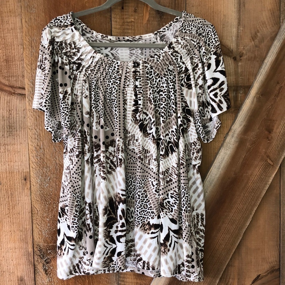 Scoop Neck Plus Size Top